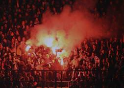 Fenerbahçe taraftarı isyanda!
