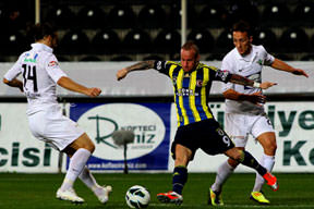 Sol kanat için de arayış sürüyor