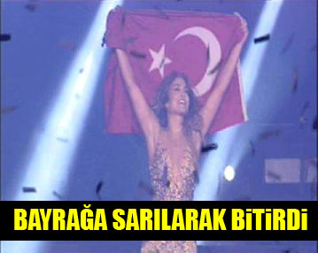 JLO'dan Türk bayraklı veda-1