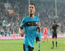 Timsah, Mersin'e patladı!