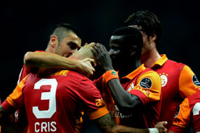 Kır şu Şeytan'ın bacağını