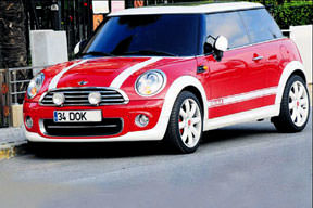 Görmemişin minisi olmuş