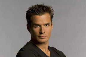 Antonio'dan özel pozlar