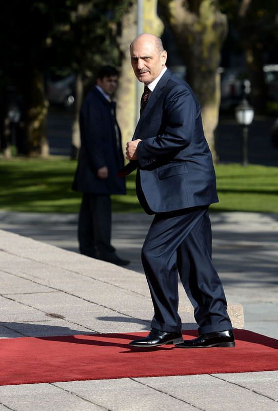 Atıklar dönüşüm tesislerine