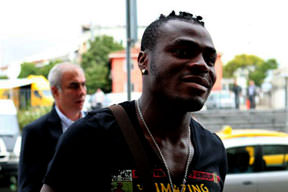 Emenike'ye 3 yıl!