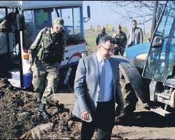 NATO heyeti çamura battı