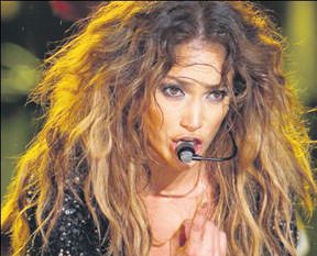 Kıvıra kıvıra zirveye çıktı