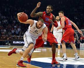 Beşiktaş, CSKA karşısında tutunamadı!