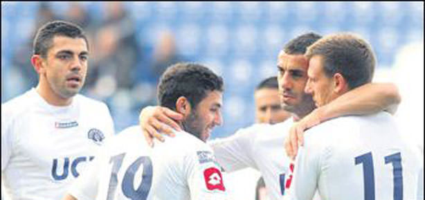 Paşa güle oynaya