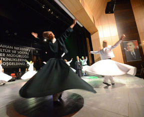 Ne olursan ol yine gel