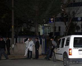 Yenibosna'da polis merkezine saldırı