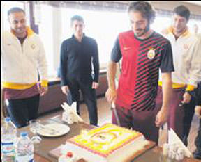 Altıntoplar'a kutlama