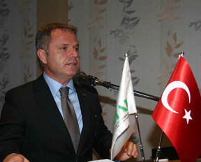 Lastikte sıra oluştu