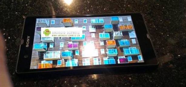 Sony’den müthiş bir telefon
