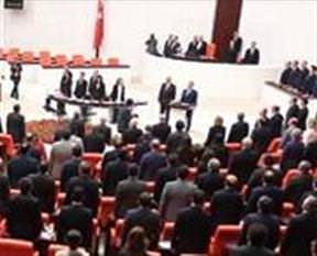 Eşini döven miletvekili olamayacak!