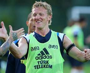 Fenerbahçe'ye Kuyt'tan kötü haber