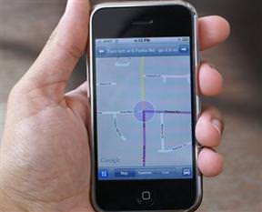 iPhone'cular Google Maps'e saldırdı