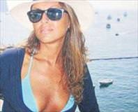 Berlusconi Jaws gibi geri döndü