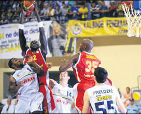 F.Bahçe ile G.Saray potada kapışıyor...