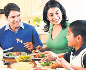 Aileyle yiyen obez olmuyor