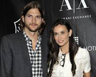 Demi resmen boşanıyor