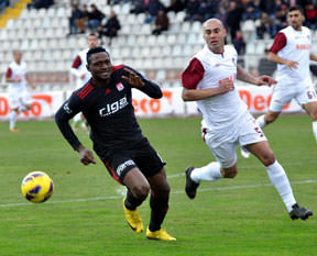 Yiğido 3 hafta sonra galibiyetle tanıştı...