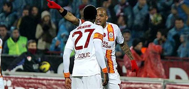 G.Saray'da deprem! Ayrılıyor...