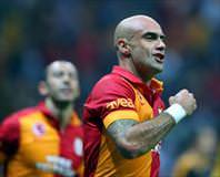 Cris’e Brezilya yolları gözüktü