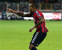 Eski Fenerbahçeli geri dönüyor