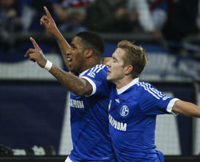 Schalke’nin yıldızı kulübe resti çekti