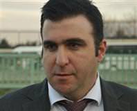 Çaldırdığı bilgisayarı internette buldu