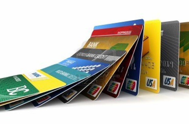 Kredi kartı ücreti 4 yılda bir alınacak