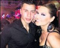 Emre 2013’e Demet Akalın’la girdi