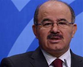 Hüseyin Çelik: "Amacımız terör örgütüne silah bıraktırmak"