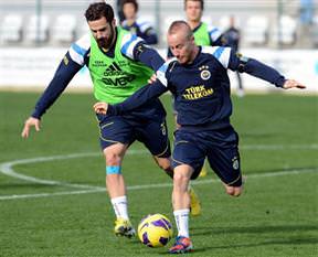 Miroslav Stoch: "3 kulvarda da iddialıyız"