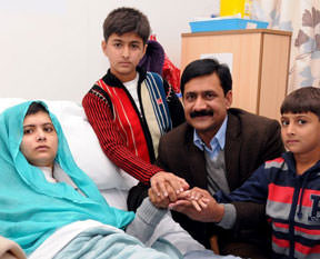 Ve Malala eve çıktı...