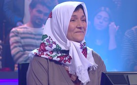 Ümmiye Teyze Kenan Işık'ı ağlattı