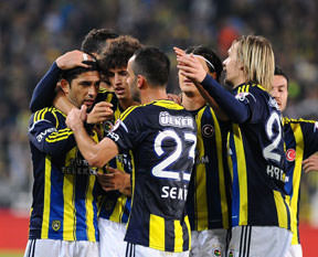 Fener'den müthiş 3'leme