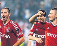 Beşiktaş belalısı Belediye önünde