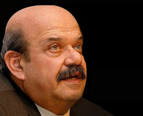 Toktamış Ateş hayatını kaybetti
