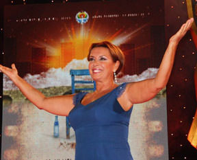 Hülya oyunculuktan ne anlar?