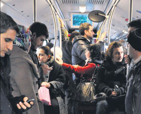 Metrobüste aşk başkadır
