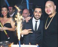 Kendine yıldız hediye etti!