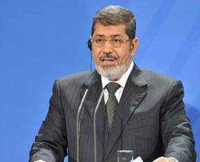 Katiller grubu Mursi’ye karşı