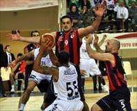 Karakartal yarı finalde