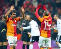 Sneijder’i neden sattılar ki!