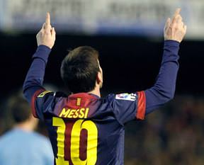 Messi’nin şutunu rövaşatayla önledi