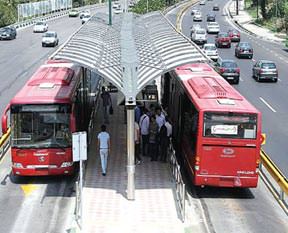 Lahor’a Türk metrobüsü