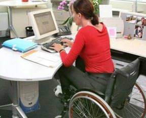 Engelliye100 bin lira