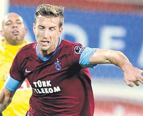 Halil Altıntop'un yokluğunda Janko bir adım önde